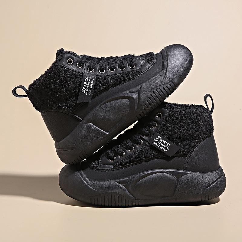 

2025 winter velvet little white shoes new Korean version ins female students platform heightening sports board shoes casual XF28 40