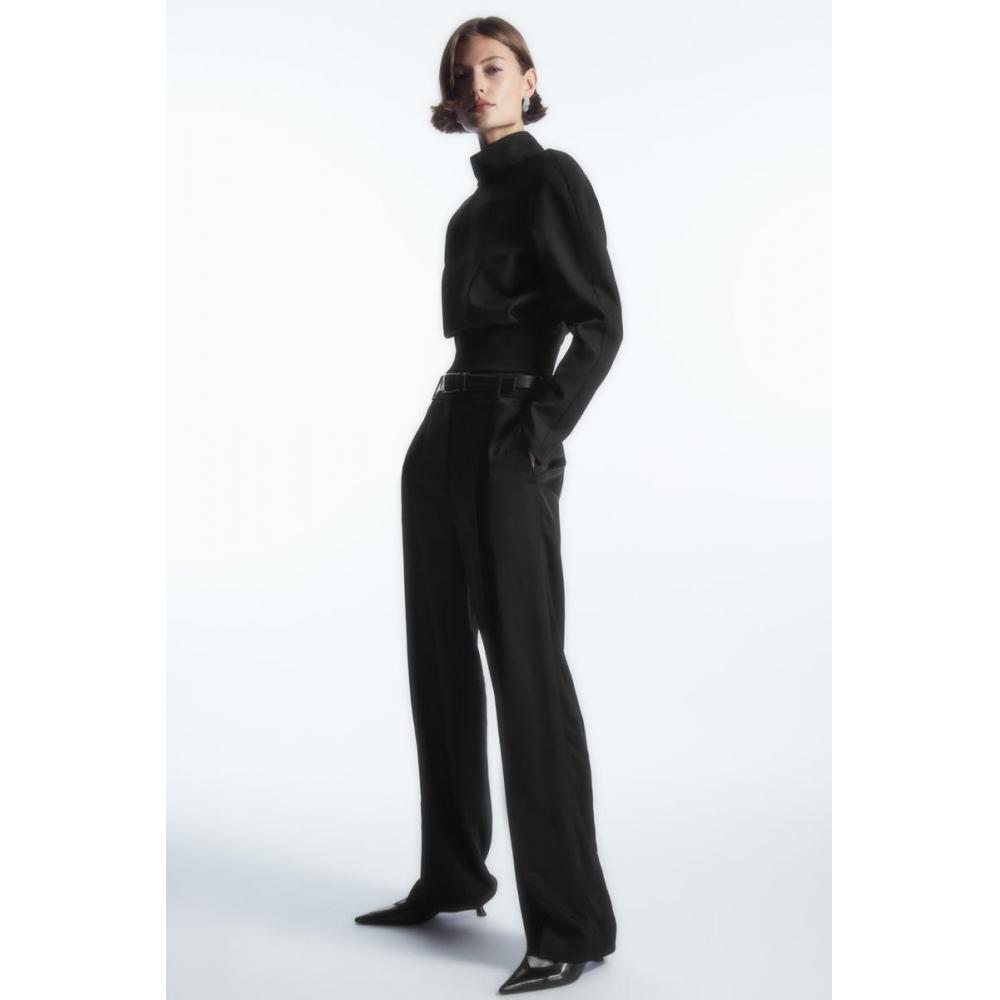 

Шерстяной топ COS Japan с открытыми плечами и открытой спиной