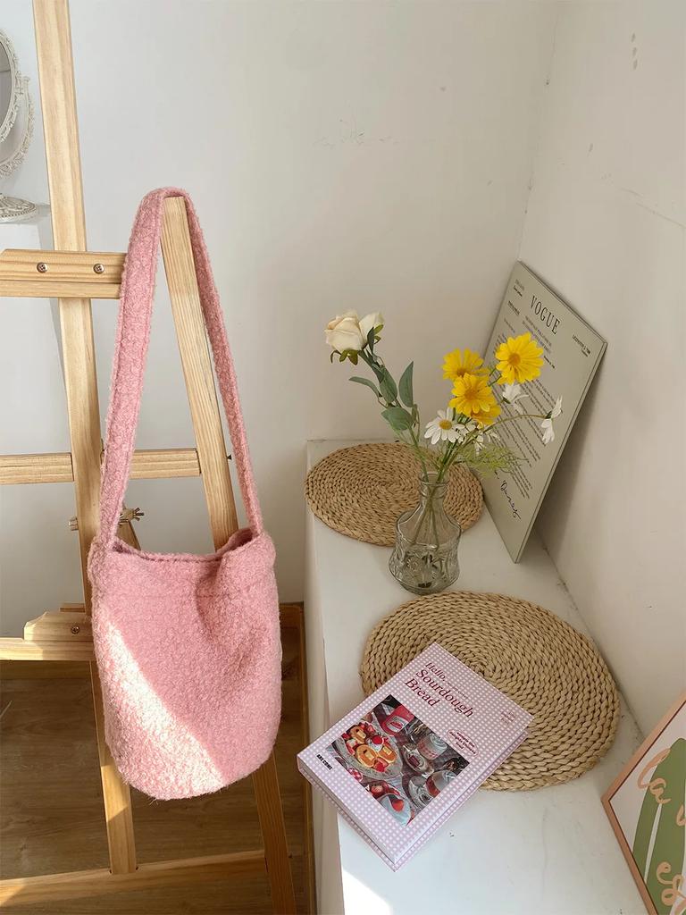 Soft Plush Large Capacity Ladies Bucket Bags Solid Color Casual Women's Furry Shoulder Bag Faux Lamb Wool Female Handbags Tote