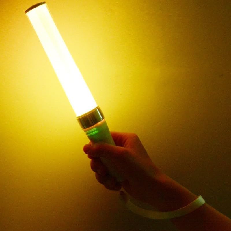 HAYOKU Konsertljuspenna med Automatisk och Manuell Växling 24 Höga Hejarklackar Enkel Hantering 2-delad Växling, 25 cm, Färgskiftande LED-lampor, Ljusstyrka,