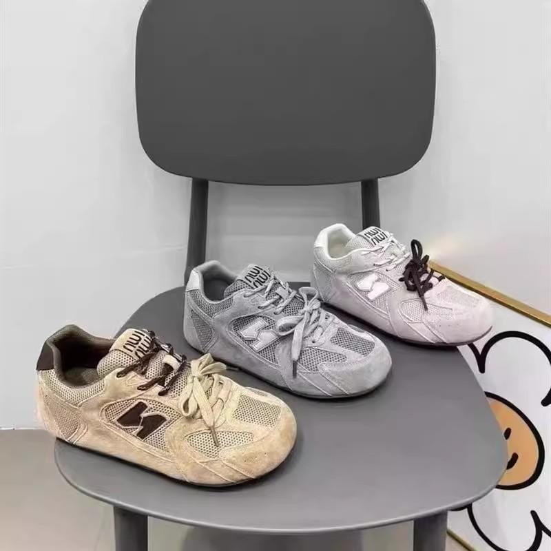 Internetowa celebrytka płaskie buty damskie wiosna i lato nowe retro siatkowe oddychające sportowe casualowe buty deskorolkowe