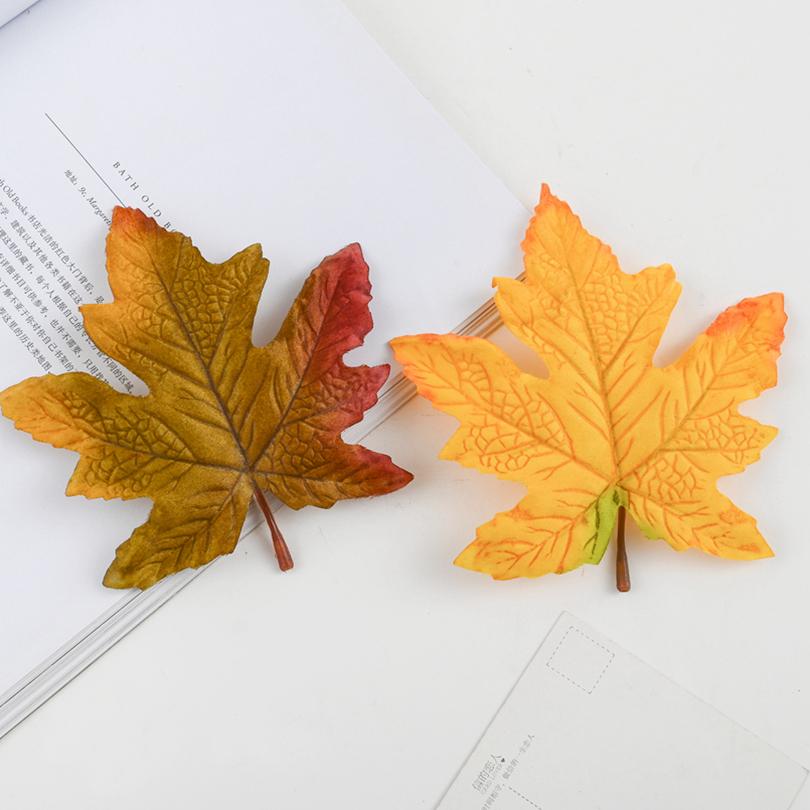 10 stuks Hoge Kwaliteit zijde Esdoornblad Halloween Nieuwjaar Kerst Decoratie Herfst voor Huis Bruiloft Scrapbooking Kunstplant