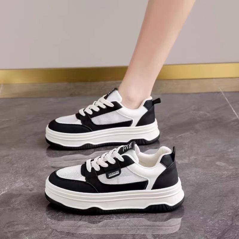 Platform white shoes women's versatile spring and autumn muffin 2025 summer breathable mesh new popular casual sports board shoes