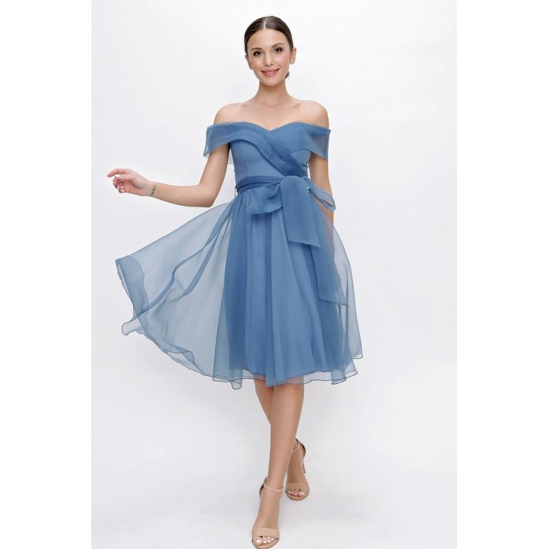 

Платье из органзы с подкладкой и поясом Madonna с воротником и поясом