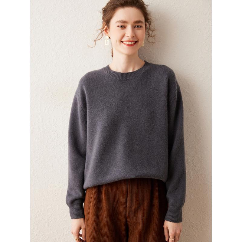 Women's Soft Cashmere Knit Sweater: Round Neck, Long Sleeve, Loose Fit, Cozy Autumn/Winter Base Layer