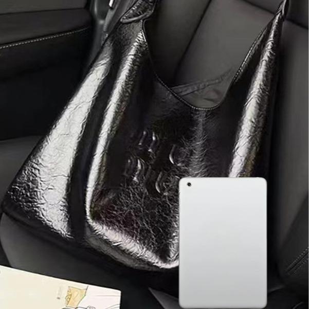 New Women's Large Capacity Miu Tote Bag New High-Quality Texture Large Bag Versatile Trendy Fashion Shoulder Bag Wholesale