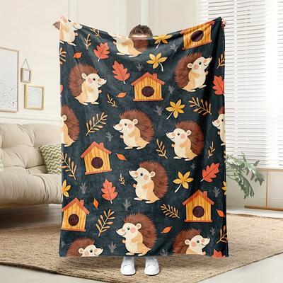 Mole and Autumn Leaf Design Patterns Flannel Printed Blanket Suitable for All Seasons Suitable for Living Office Sofa and Travel