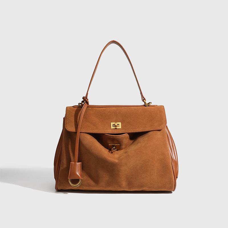 New Frosted Underarm Bag 2025 Spring Summer Light Luxury Genuine Leather Lock Commuter Travel Large Capacity Tote Messenger Bag