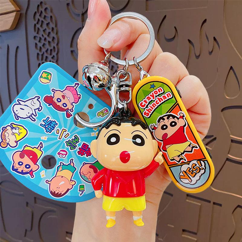 Kawaii Crayon Shin-Chan Skateboard Serie Nøkkelring Anheng Tegneserie Søt Bilnøkkel Anti-Tap Anheng Veskeanheng Bursdagsgave