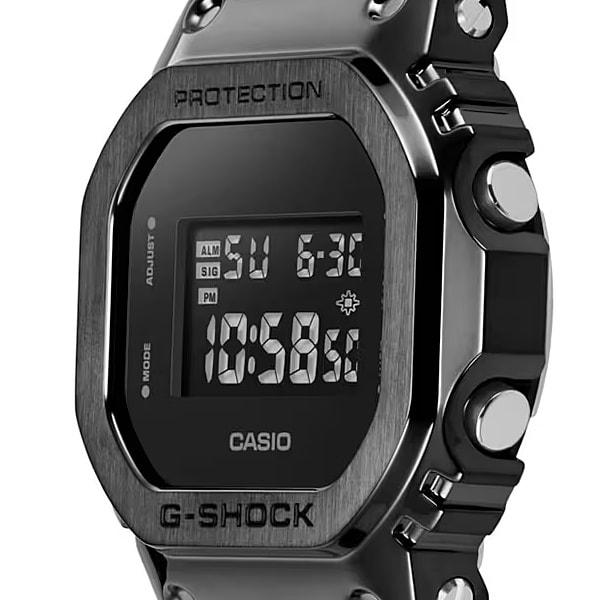Casio Men's G-SHOCK GM-5600UB-1JF [G-SHOCK Metal Bezel GM-5600] Square Watch Black Digital
