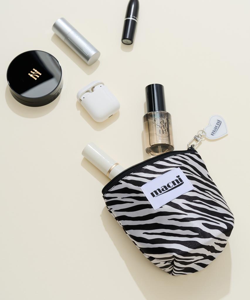 Macni Zebra Standy Pouch White