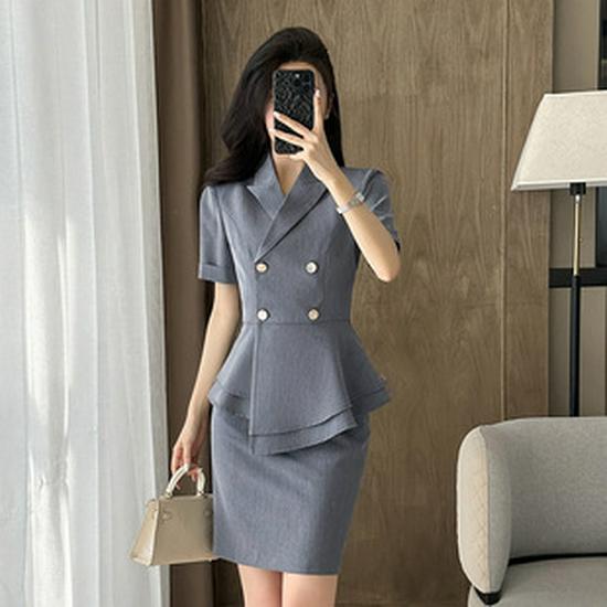 2025 Women's White Blazer: Versatile, Slimming, Long-Sleeve Western-Style Jacket for Spring & Autumn.