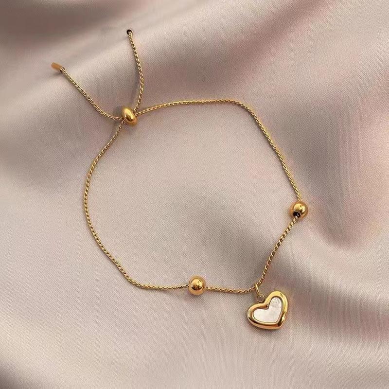 New Light Luxury Sweet Heart Pendant Stainless Steel Bracelet For Women Korean Fashion Sexy Female Wrist Chain Jewelry Wholesale
