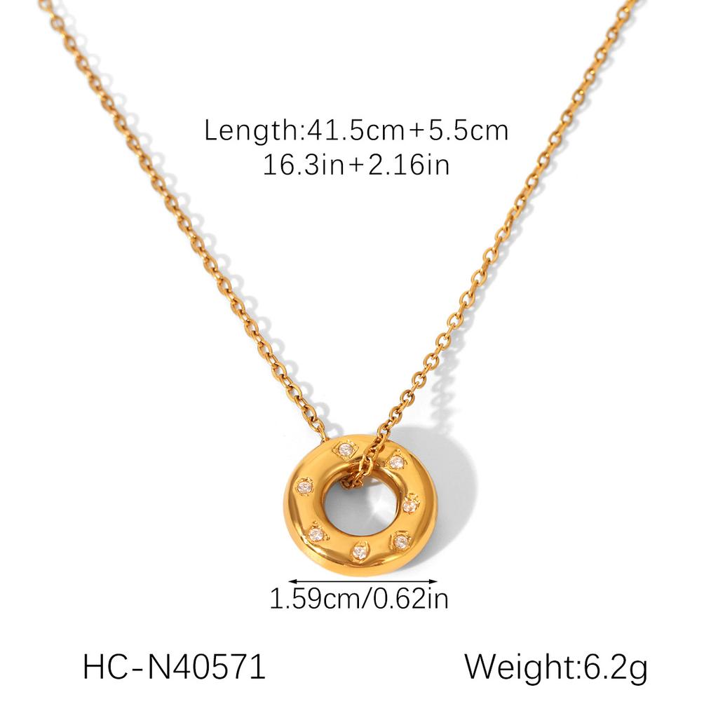 Hammered Texture Titanium Steel Necklace With Diamond Inlaid Eight Pointed Star Pendant On Round Plate Fashion High End Jewelry