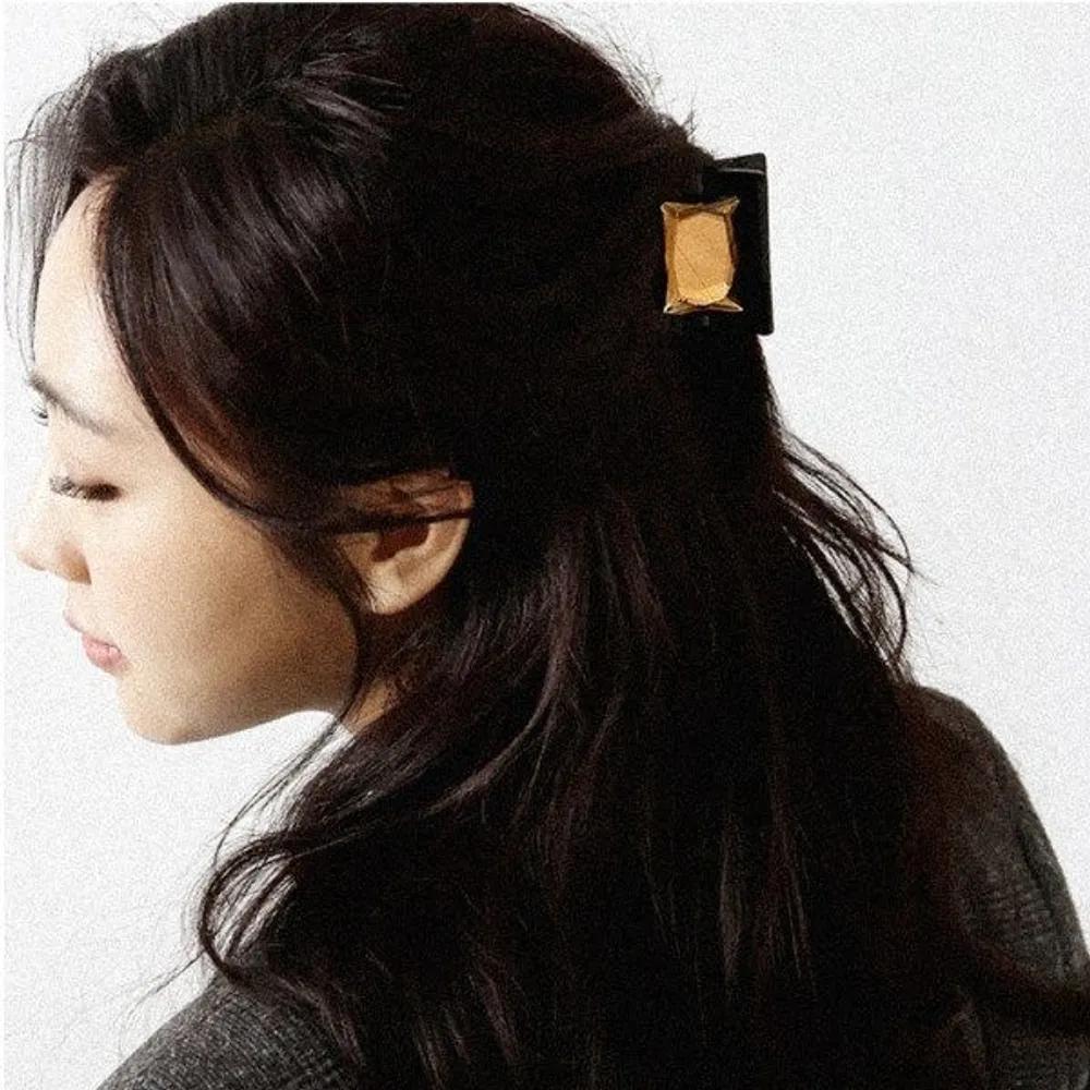 Crystal pearl square hair clip white