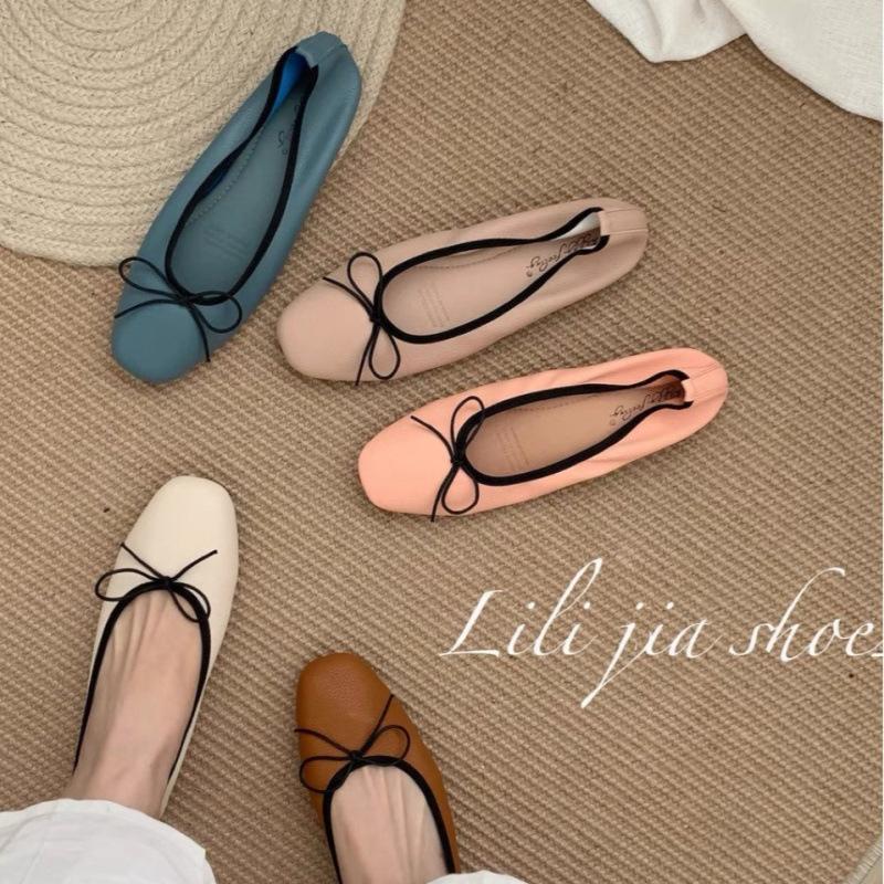 2025 Spring and Autumn New Fashion Versatile Korean Small Single Shoes Versatile Square Head Bow Grandma Shoes Soft Leather