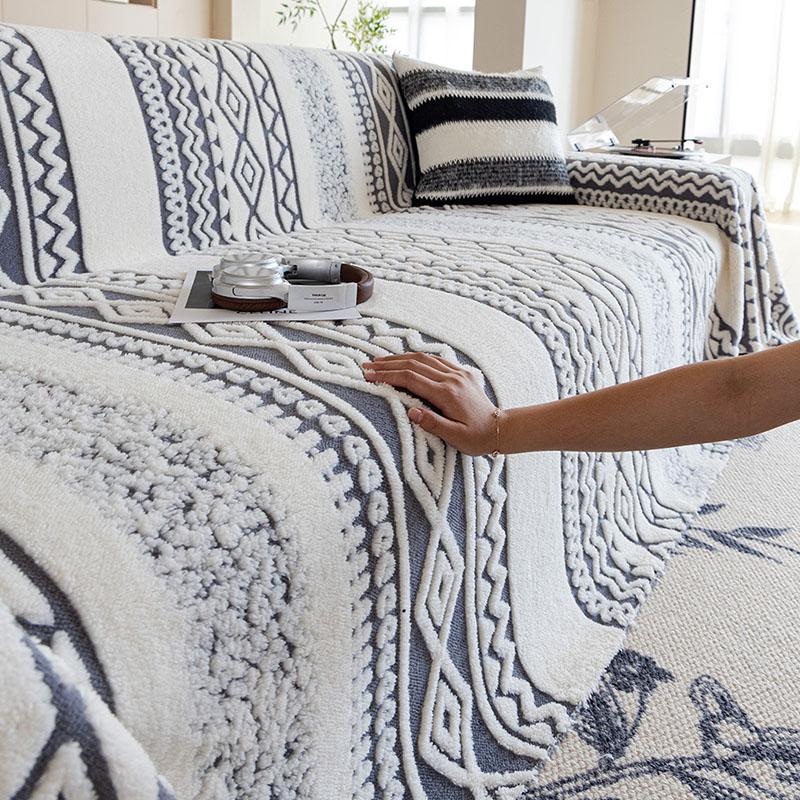 Bohemian Winter Thick Velvet Sofa Towel Multi Functional Dustroof Sofa Towel Cover for Living Room Plush Knee Blanket for Office