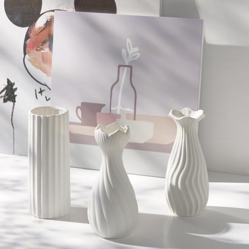 Ceramic Cylindrical Vase for Flowers