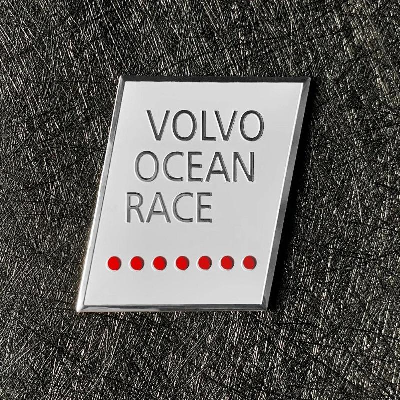 1pcs Car Accessories 3D Aluminum Logo Indoor Decoration Fender Trunk Stickers For Volvo Rdesign T6 AWD C30 C70 S40 S60 S70 S80