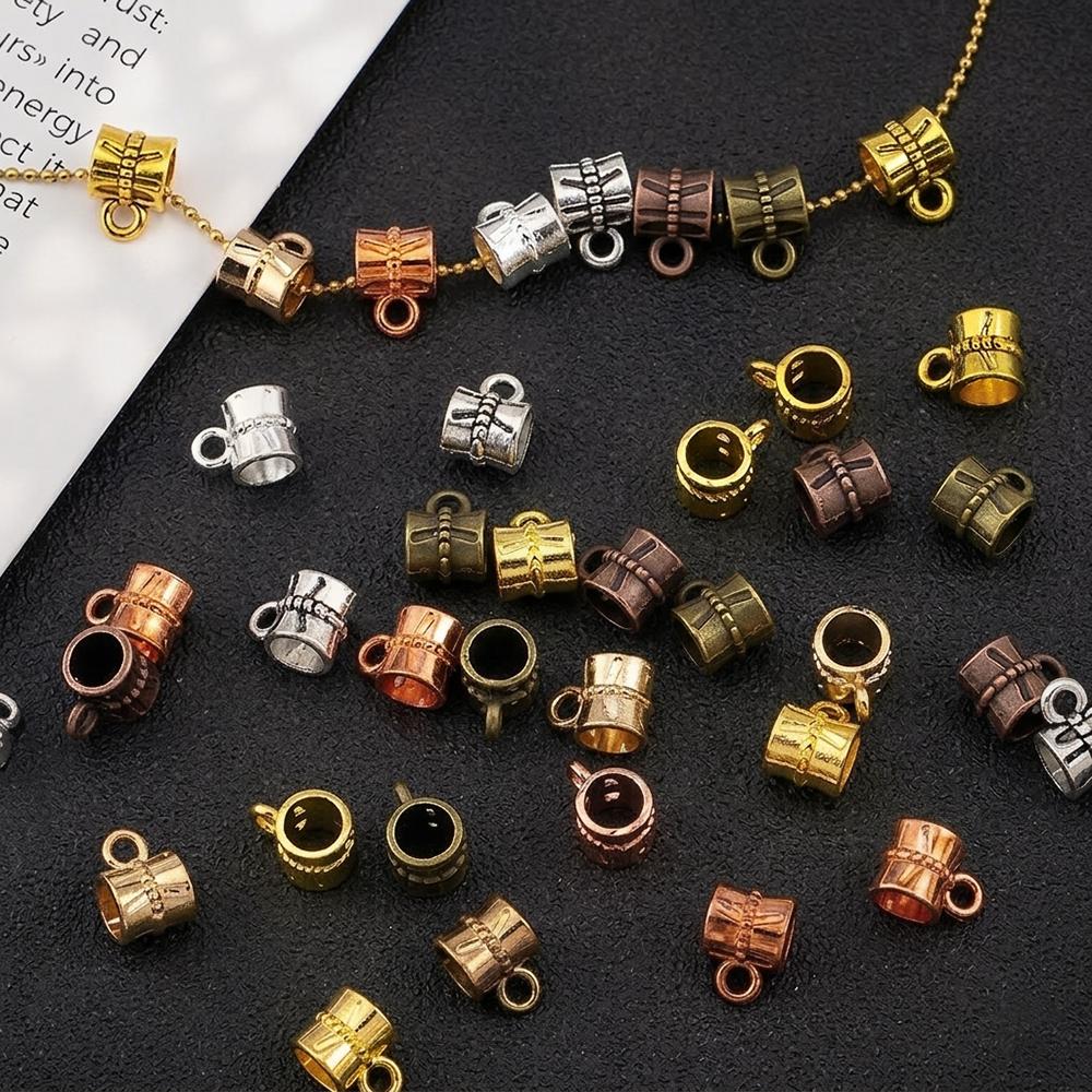 Retro Antik Bronze Hüftperlen DIY Großes Loch Metallverbinder Dreieckige Perlen Passend für Charm-Armbänder Halsketten Anhänger Schmuckherstellung