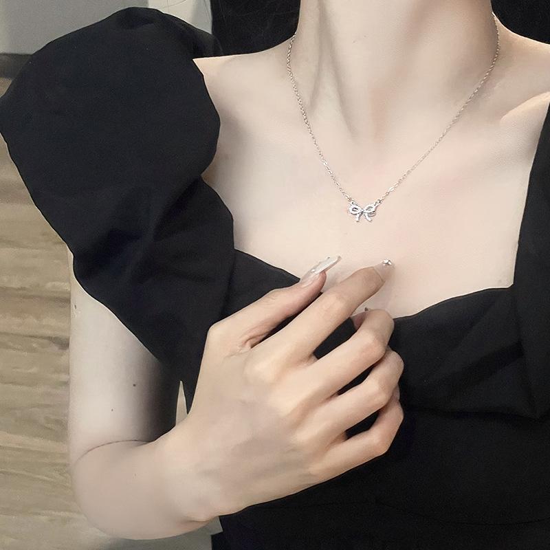 Niche Design Necklace With Diamonds, Zircon High-End Bow, Collarbone Chain, Female Sweet.