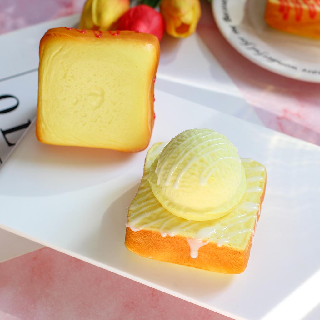 1 Stück langsamer Rückprall Toast Eis Quetsch-Druckentlastungs-Requisite Dekoration