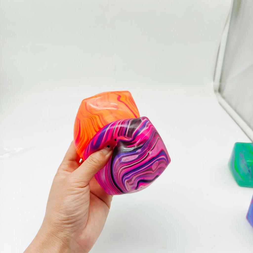 Needoh Płatek Śniegu Kostka Lodu Cukier Słód Squishy Pudełko Niespodzianka Odstresowujące Powoli Odbijająca Zabawka do Ściskania Przeciw Lękom Zabawki Puzzle Ręczne