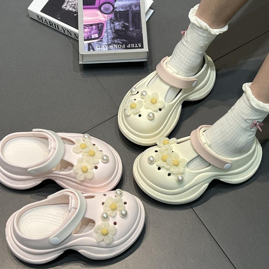 Small Yellow Flower Pearl Hole Shoes Women's Summer New Breathable Comfortable Heightening Thick-soled Outer Bag Head Slippers
