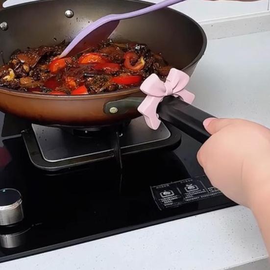 Spatelhållare för gryta Silikonskedstöd Rosettdesign Klämma Spatelstöd Gryta Panna Hållare för matlagning Håller köksbänken ren
