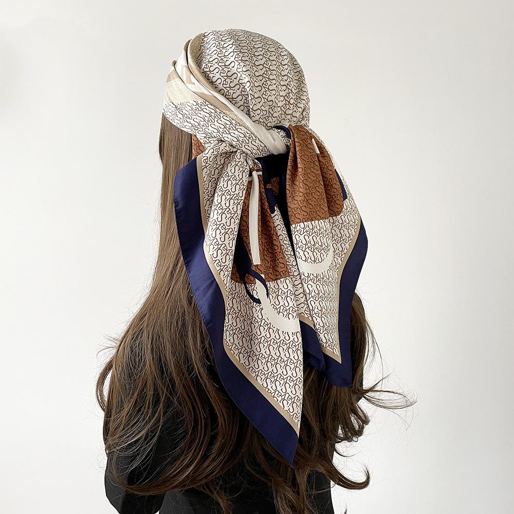 Nou Eșarfă de Mătase Imprimată de Primăvară și Vară, la Modă și cu Temperament pentru Femei Eșarfă Pătrată Mare Lux Ușor High-end și Versatilă Eșarfă de Protecție Solară