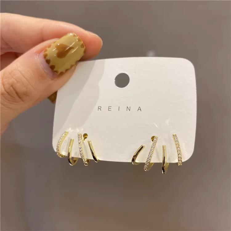 Luxury Autumn/Winter 2024 Stylish Earrings: Unique High-End Studs for Women