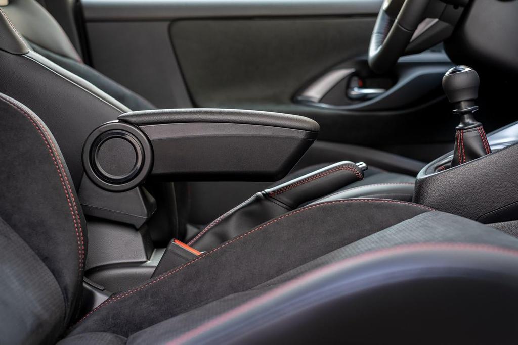 Rati Armster3 Loketní opěrka pro Suzuki Jimny JB64W (2018-současnost)