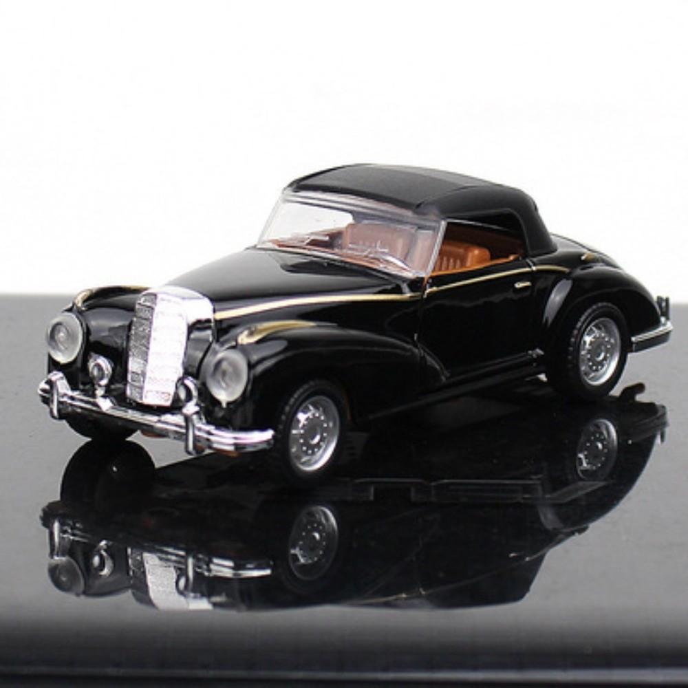 1:36 Mini Stimulation Alloy Classic Car Alloy Pull Back Retro Convertible Car Model Simulation Mini Vehicle Ornament