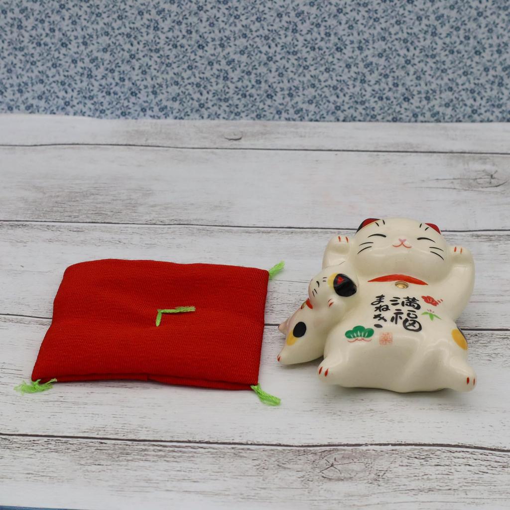 Yakushi Kiln Maneki-neko (parent and Child) Manpuku (with Good Luck Sticker)