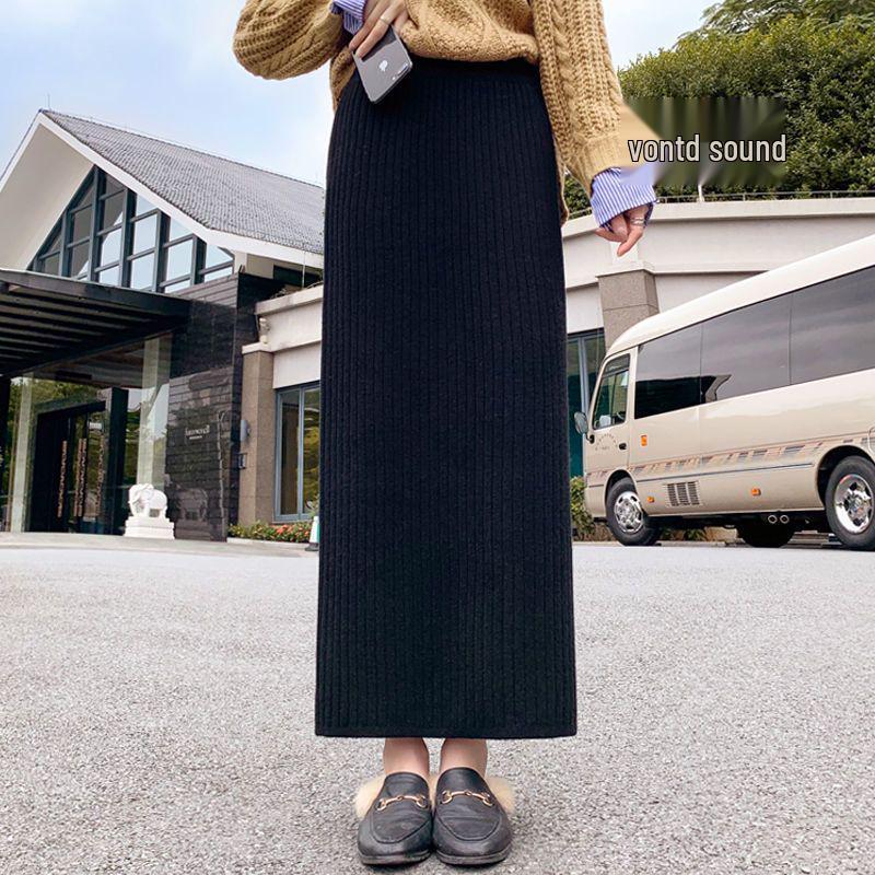 Black High-Waisted Wool Knit Slit Skirt - Trendy & Hip-Skimming M (80-110 lbs)