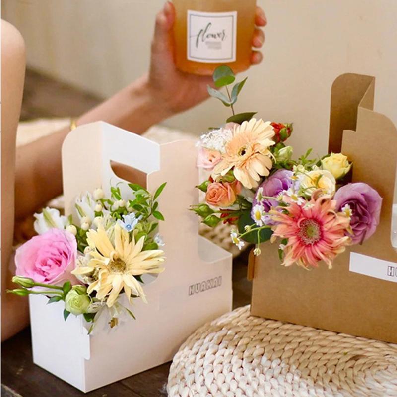 10 db Hordozható Virágos Ajándéktáska Kraft Papír Tartó Kávé Virág Torta Desszert Csomagoló Doboz Fotó Köszönetajándék Italhordozó Fogantyúval