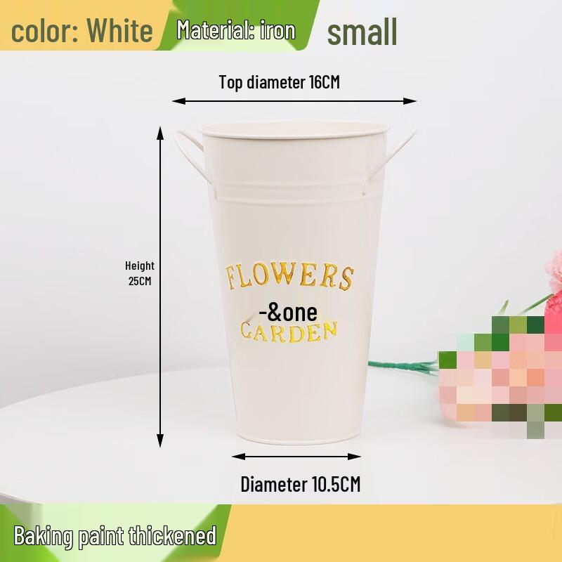 

Напольная металлическая ваза для цветов в стиле легкой роскоши