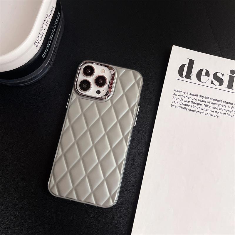 Pouzdro na mobilní telefon Xiaoxiangfeng Rhombus je vhodné pro iPhone15, barevné stříbrné Apple 16 jednobarevné 14promax pevné pouzdro, dámské trendy.