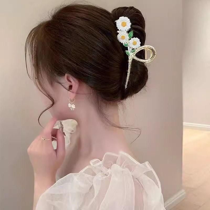 1pc New Drip Oil Gripper Alloy Daisy Charm Back of Head Disc Hair Shark Clip Hair Accessories Elegant Large Hairpin Female
