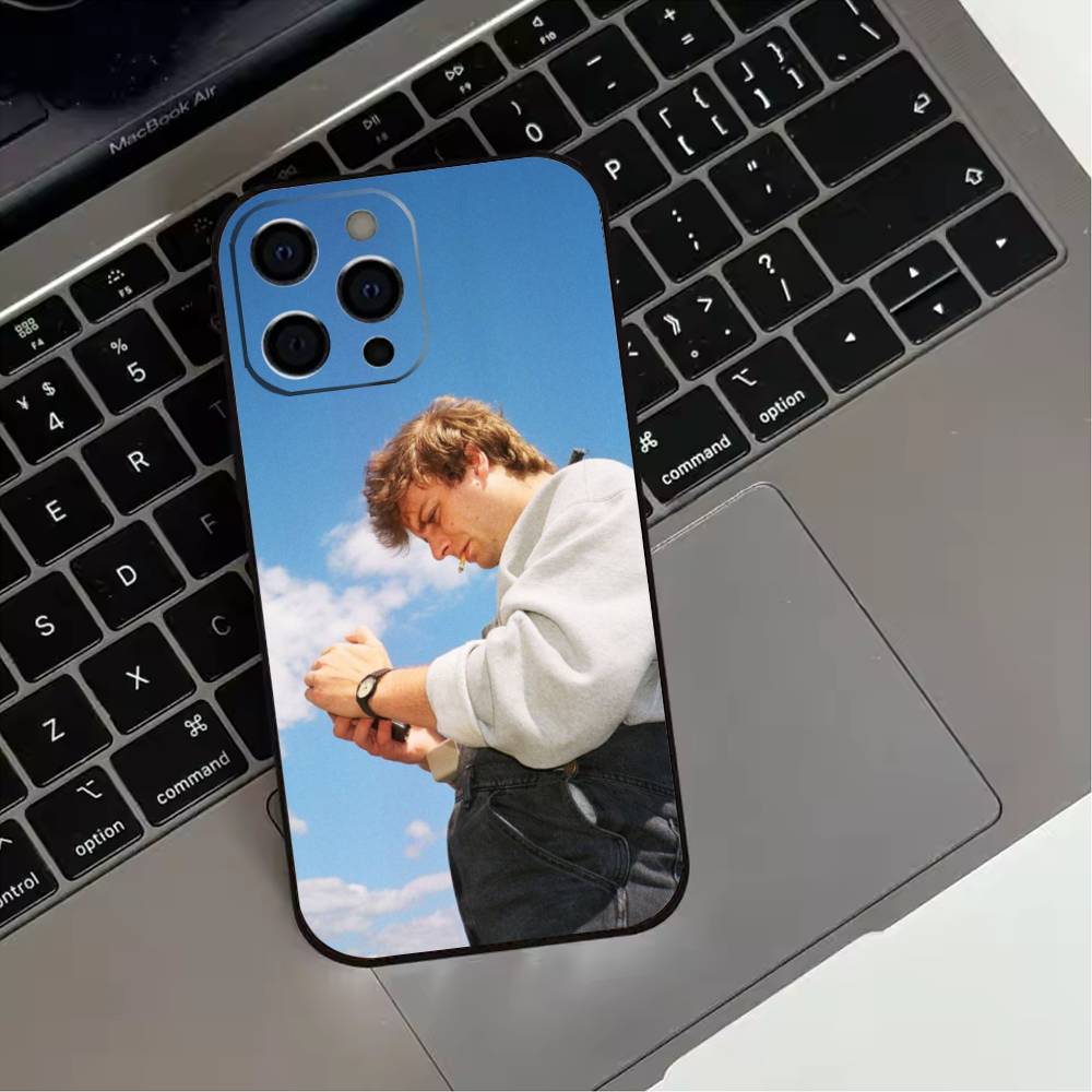 

Mac D-DeMarco Singer Phone Case For iPhone 17,16,15,14,13,12,11 Plus,Pro Max,XS,Soft Silicone Black Cover iPhone16pro