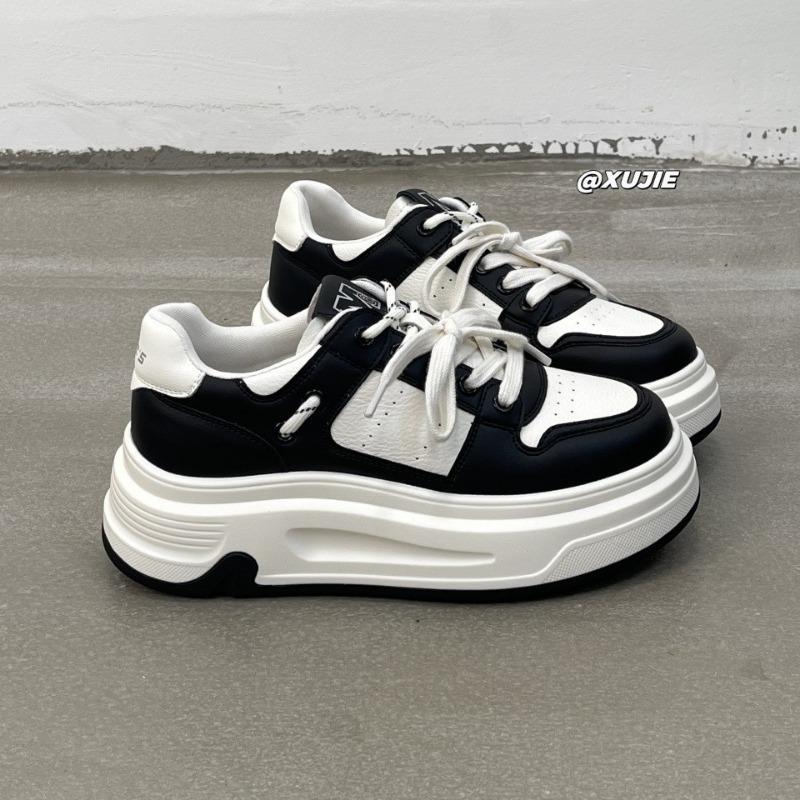 Spring and autumn new trendy lightweight non-slip thick sole heightening casual board shoes leather white shoes women