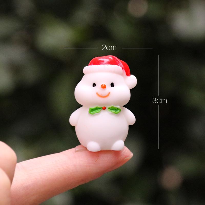 Handmade Mini Sleigh with Santa Claus Christmas Ornaments for Cake and Micro Landscape Decor