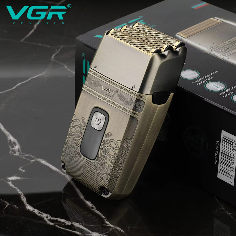 VGR 335 Universal Men's Reciprocating Three-Head Refreshing Shaver Rechargeable Electric Beard Shaver IPX6 Full Body Washable Floating Blade Shaver