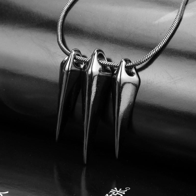 Collectible Black Panther Necklace Pendant With Alloy Material For Fans Gift And