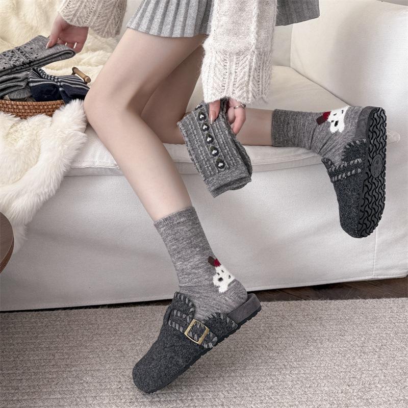Autumn and Winter Wool Socks, Cute Cartoon Red Hat Dog Mid-calf Socks, Thickened and Warm, School-style Pile Socks