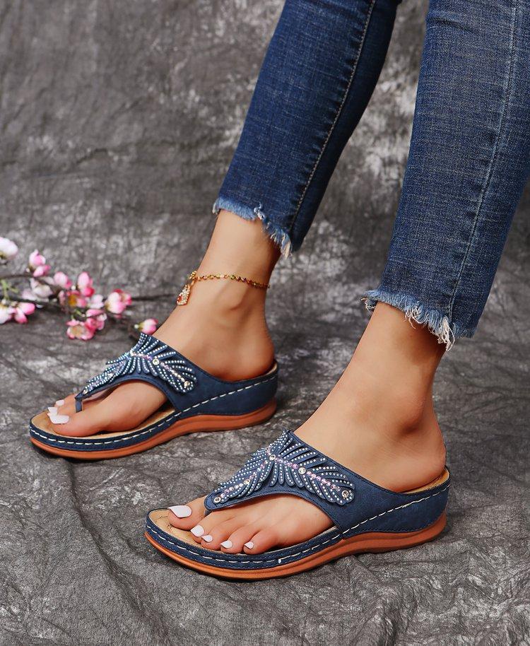 

Foreign trade 2025 summer new European and American large size pinch rhinestone platform slippers fashionable and comfortable women s shoes 44