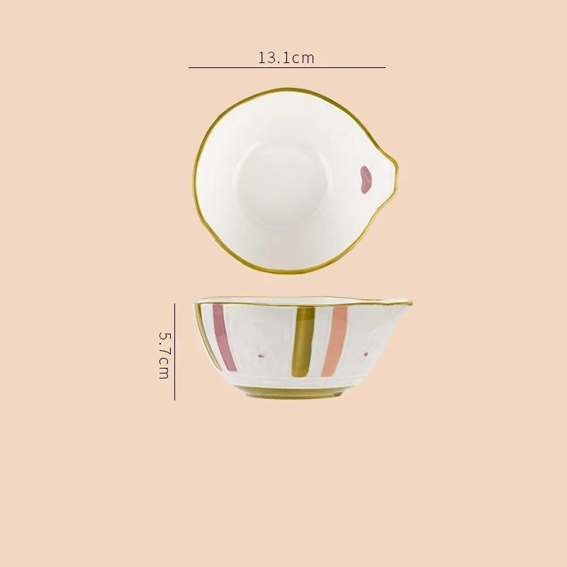 Exquisite Relief-Keramikteller, niedliche unregelmäßige Salat-Dessertschalen, köstliche Haushaltsgerichte, Steakteller, einzigartiges Geschirr