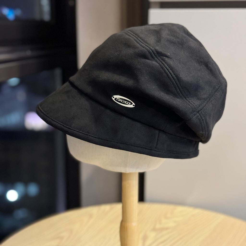 Off-white Niche Pile Hat Autumn and Winter Style Literary Baotou Cold Hat Large Version Face showing Small Fisherman Hat Basin Hat for Women