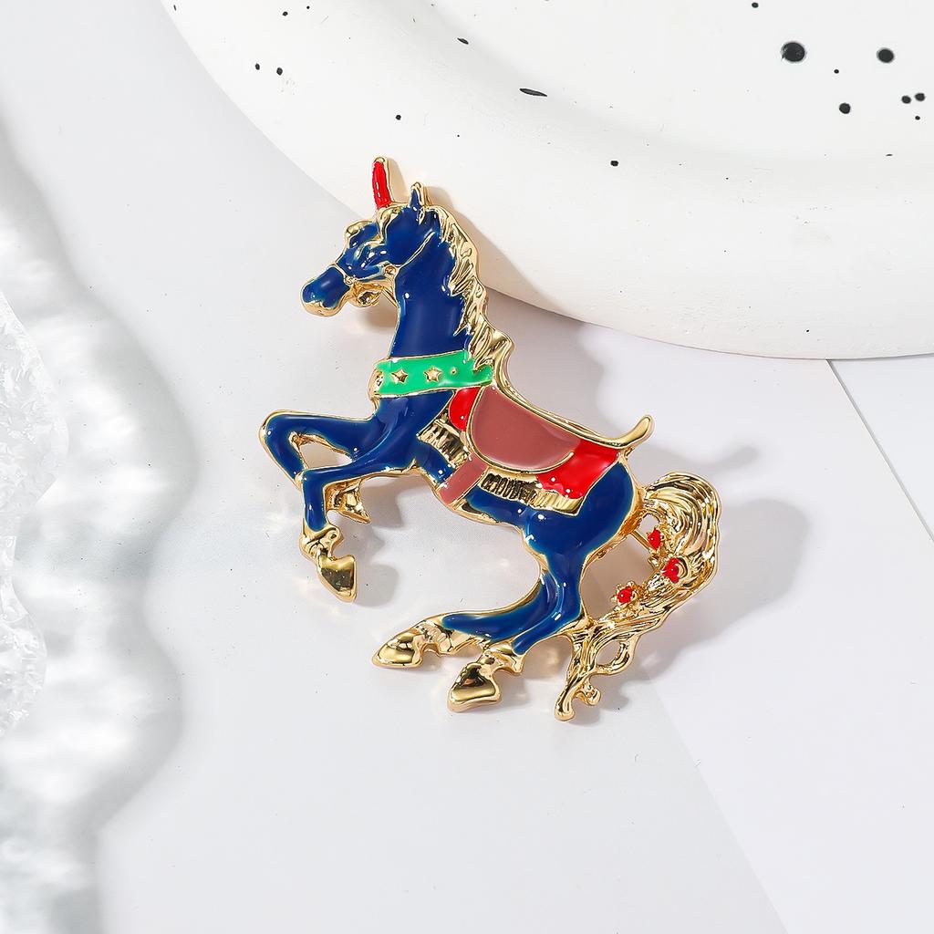 New Retro Imitation Enamel One-horned Horse Brooch Fashion Temperament Animal Zodiac Pin Jacket Accessories Corsage