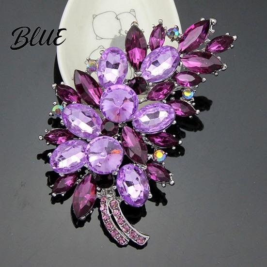 Cubic Zirconia Inlaid Brooch Pin Women Lightweight Flower Cluster Sparkling